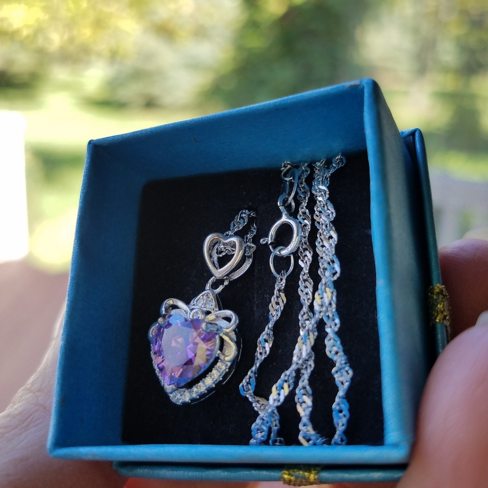 Swarovski Amethyst Heart White Gold plated NWT - Picture 2 of 8